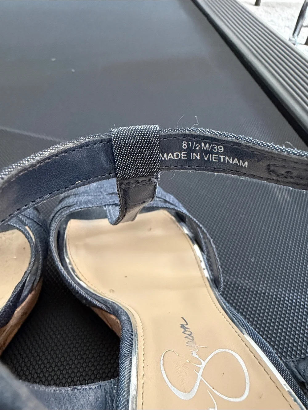 Women’s Jessica Simpson Navy denim T-Strap cork Wedge baddie size 8.5 Sandals